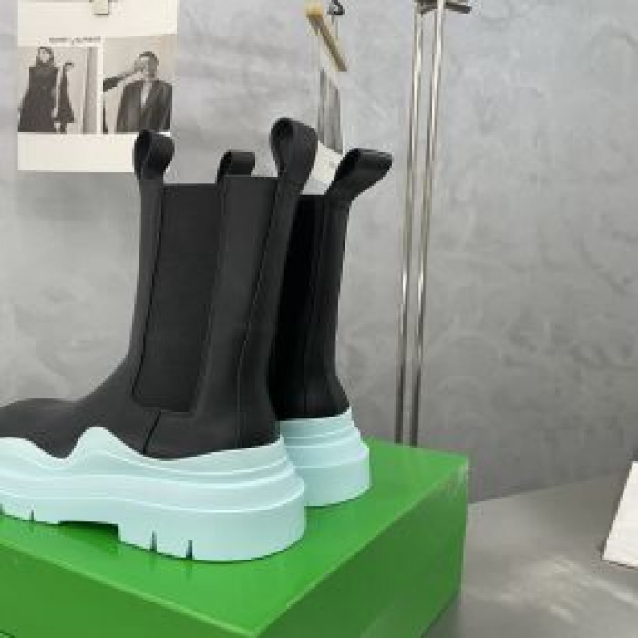 bo*te*ga Ve*ne*ta boots