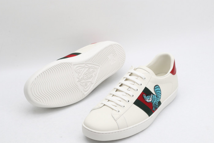gi ace embroidered low-top sneaker