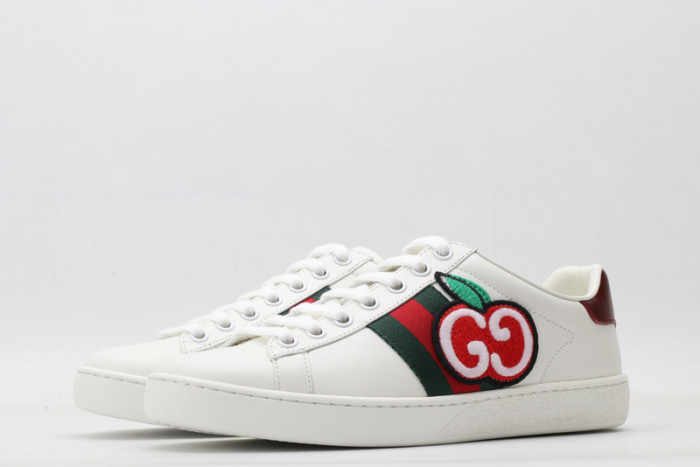 gi ace embroidered low-top sneaker