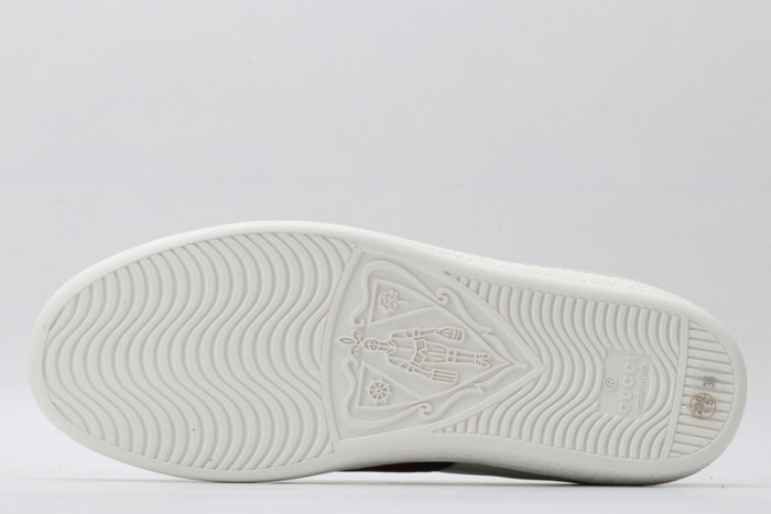 gi ace embroidered low-top sneaker