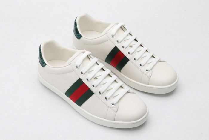 gi ace embroidered low-top sneaker