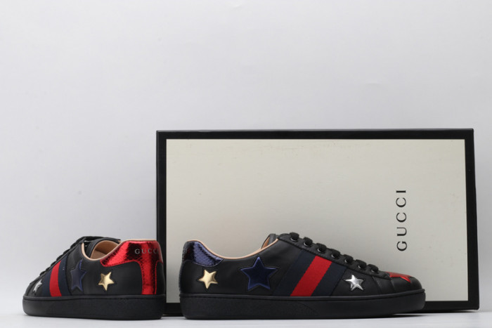 gi ace embroidered low-top sneaker