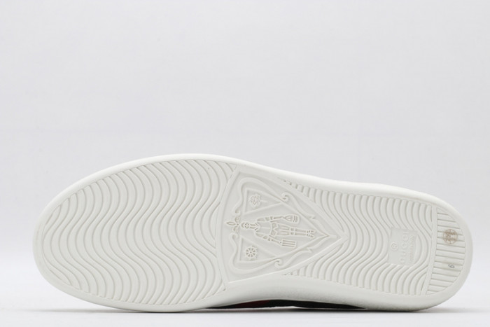 gi ace embroidered low-top sneaker