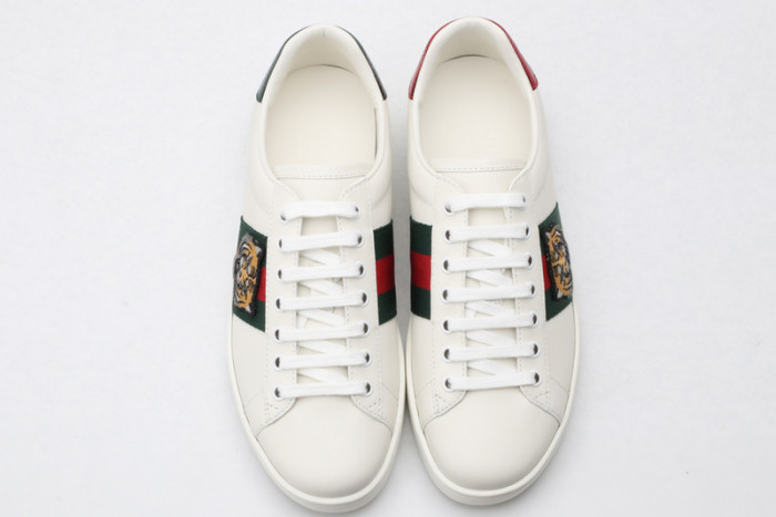 gi ace embroidered low-top sneaker