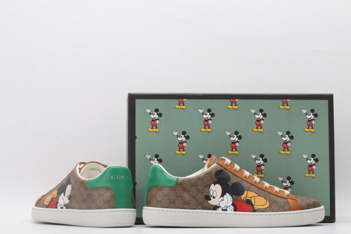 gi ace embroidered low-top sneaker