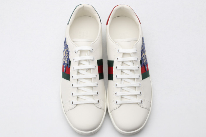 gi ace embroidered low-top sneaker