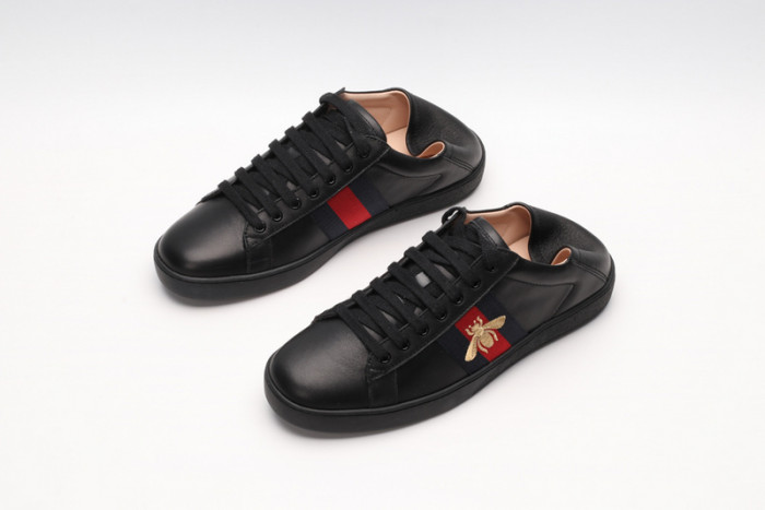 gi ace embroidered low-top sneaker