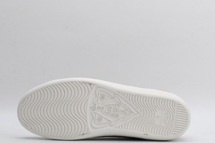 gi ace embroidered low-top sneaker