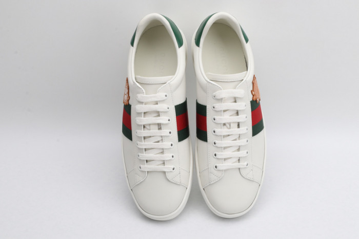 gi ace embroidered low-top sneaker