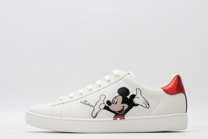 gi ace embroidered low-top sneaker