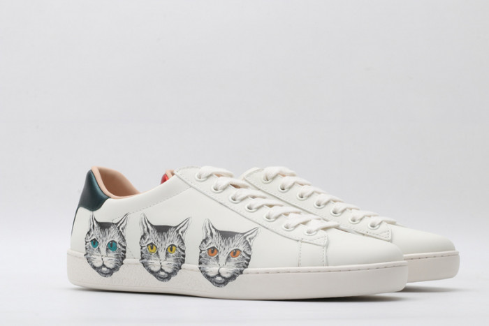 gi ace embroidered low-top sneaker