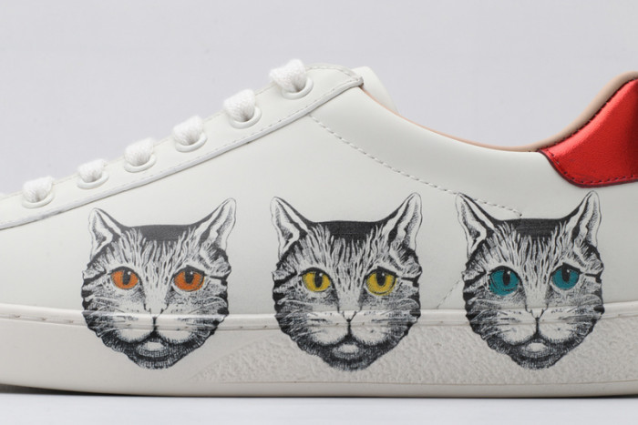 gi ace embroidered low-top sneaker