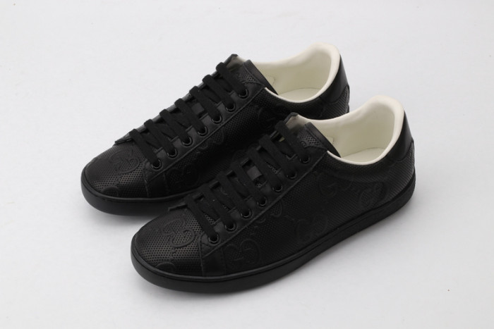 gi ace embroidered low-top sneaker
