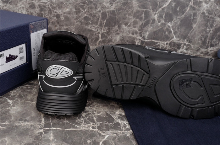 dr b30 trainer sneaker