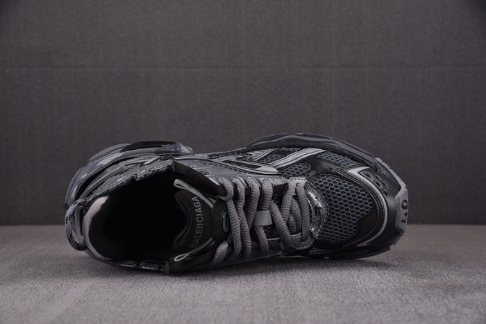 bl runner trainers sneakers