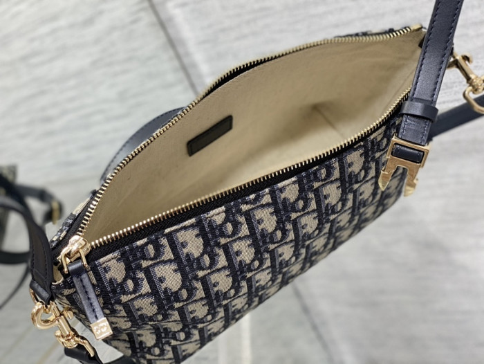 D1OR BAG 22x13x9.5cm