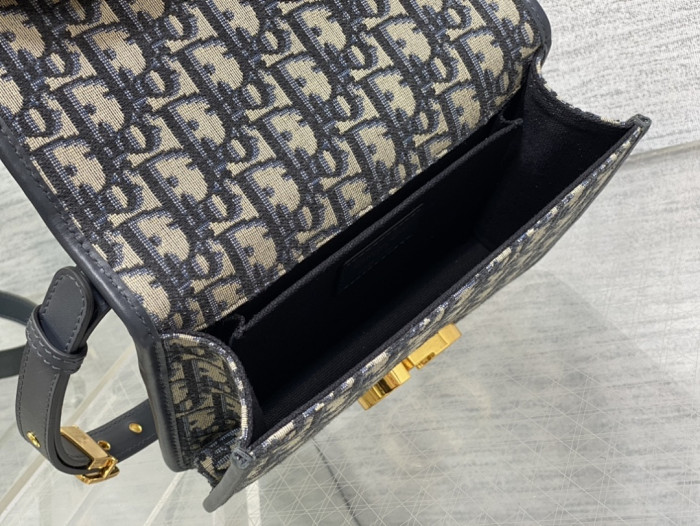 D1OR BAG 21×13.5×7cm