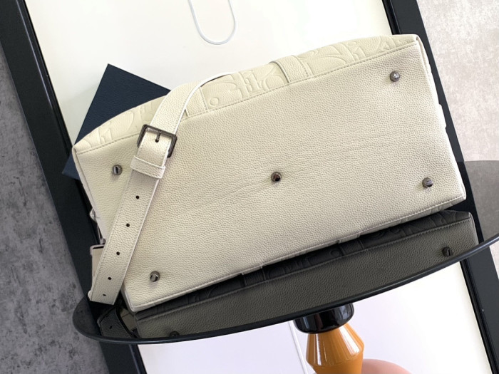 D1OR BAG 57.5x34.5x22cm