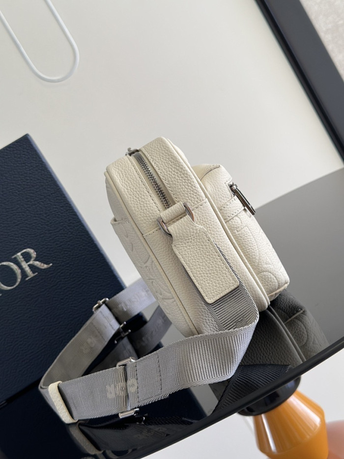 D1OR BAG 23x17x7.5cm