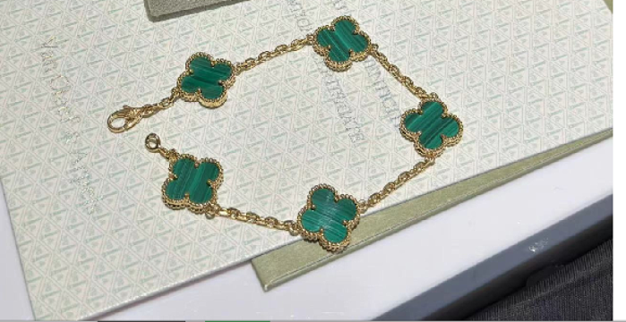 VCA Bracelet and necklace