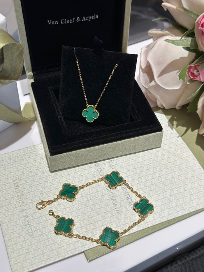 VCA Bracelet and necklace