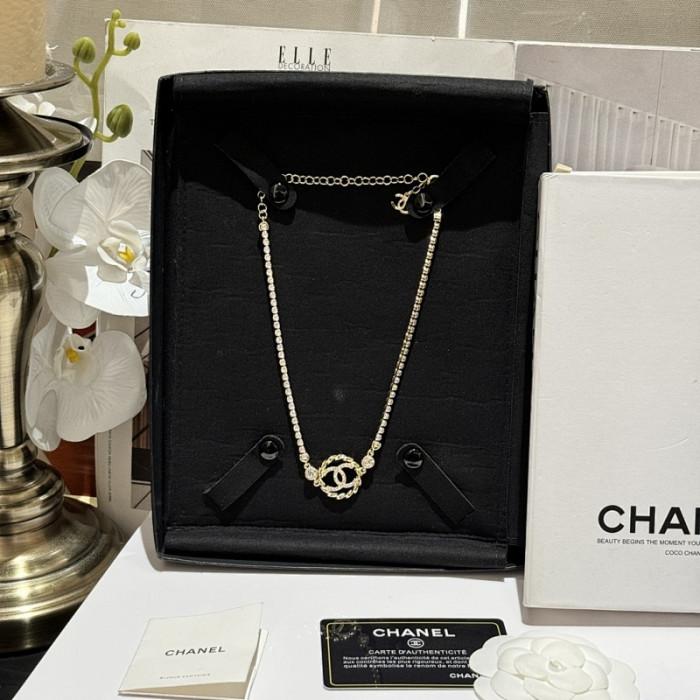 CHNEL NECKLACE
