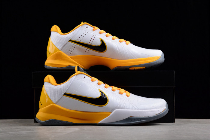 nike kobe zoom v summite white black yellow 386430 104