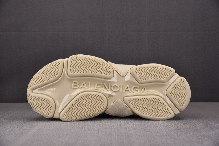 bl triple s trainers sneakers 536737 w2fay 9016