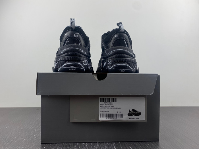 bl triple s trainers sneakers 536737 w2fw6 0102