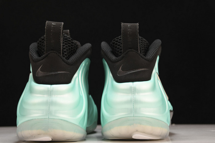 nike air foamposite pro “island green” metallic platinum mens 624041-303