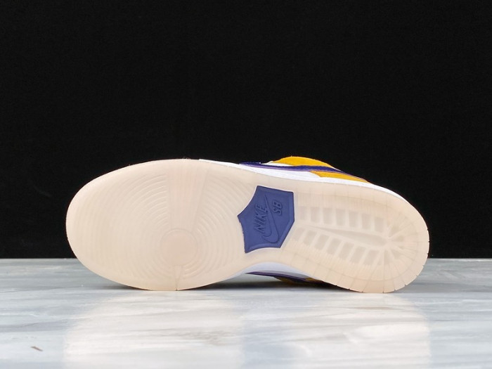 nk sb dunk low laser orange - bq6817 800