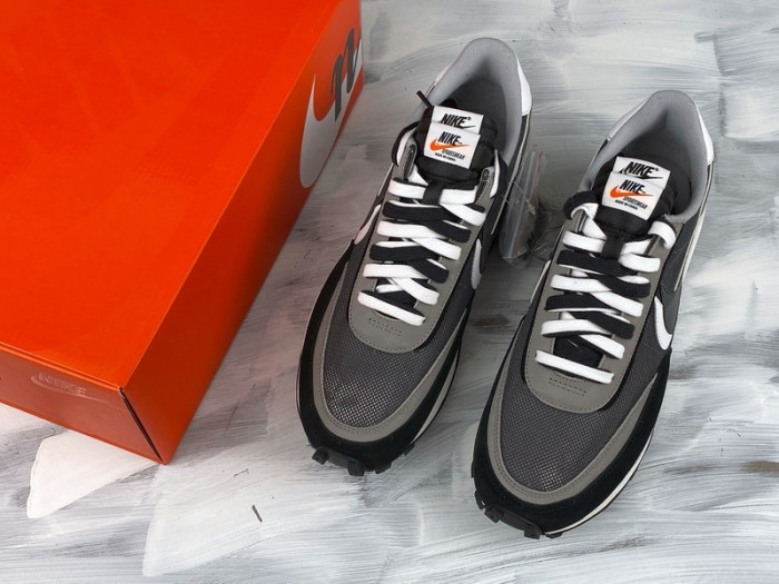nike ld waffle sacai black bv0073-001