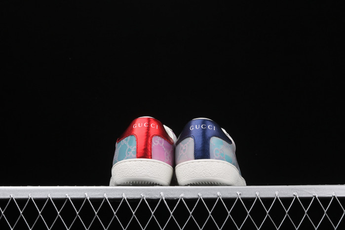 gi ace embroidered low-top sneaker h903p143