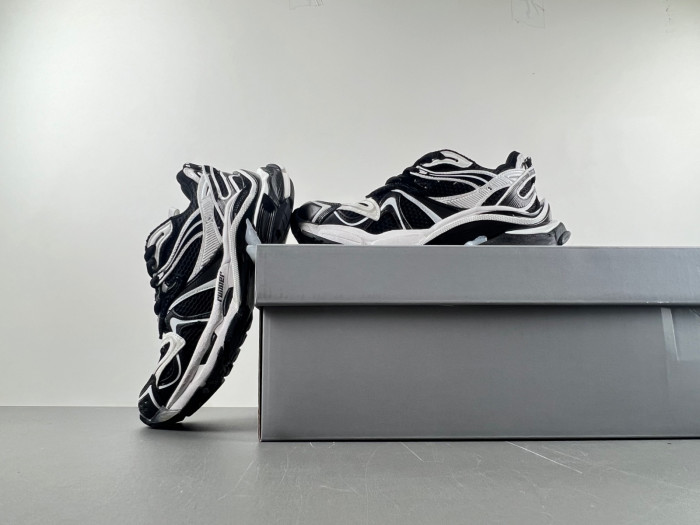 bl runner trainers sneakers