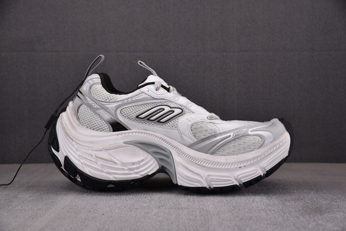 bl 10xl speed trainer sneaker