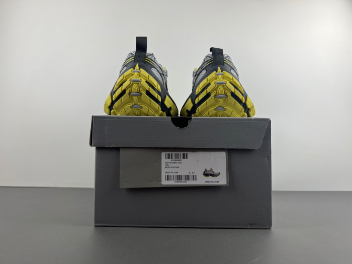 bl 10xl speed trainer sneaker