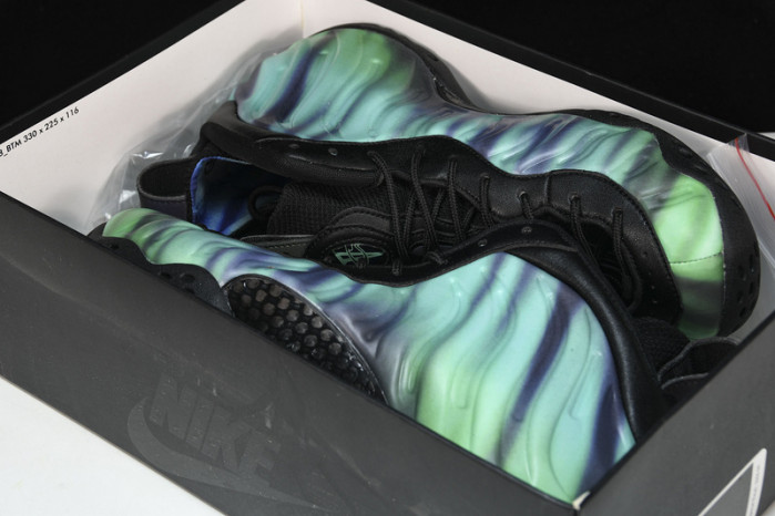 air foamposite one N0*Hern lights 840559- 001