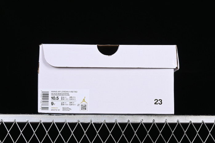 air jordan 11 wmns "neapolitan" ar0715-101