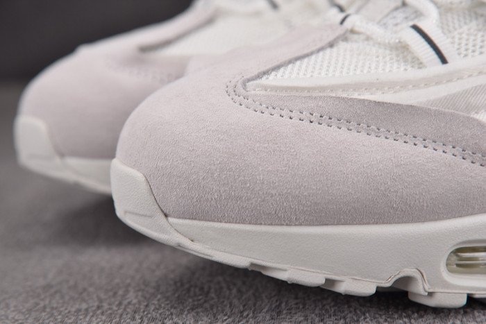 Comme des Garçons x Nike Air Max 95 