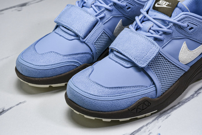 Travis Scott x Nike Zoom Field Jaxx Leche Blue HQ3072-400