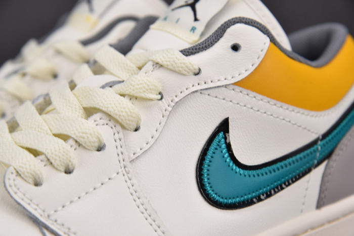 Air Jordan 1 Low Premium "Lace Toggle" HV4511-133