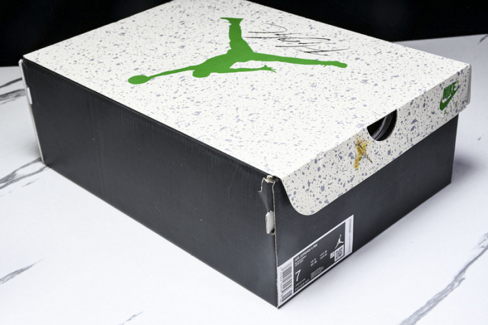 Air Jordan 4 RM "Gorge Green" FQ7939-003