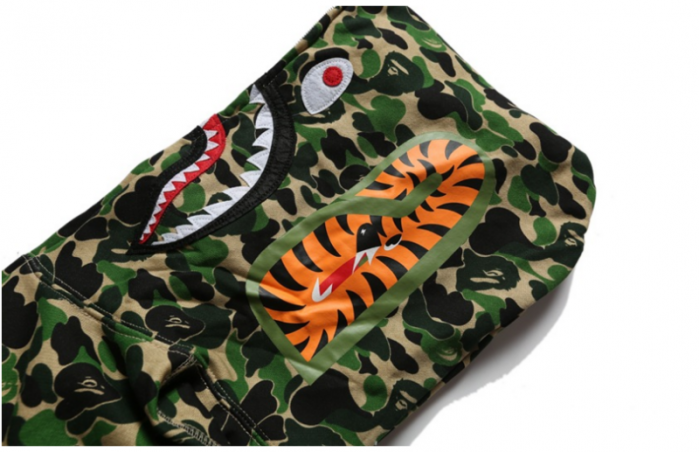 bape hoodie h032
