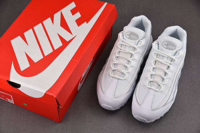 NIKE AIR MAX 95 ESSENTIAL WHITE GREY FOG CT1268-100