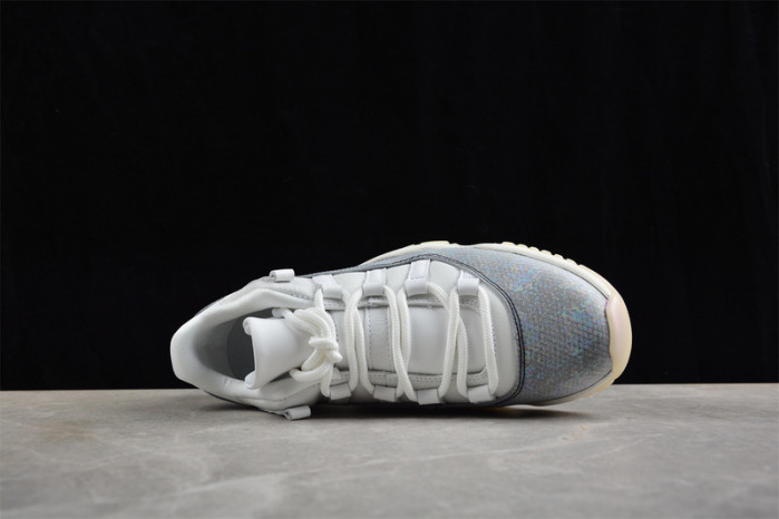 AIR JORDAN 11 LOW CNY YEAR OF THE SNAKE HQ7000-001