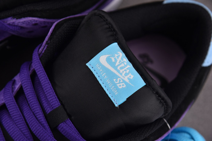 Hayley Wilson x Nike SB Dunk Low HJ0513-500