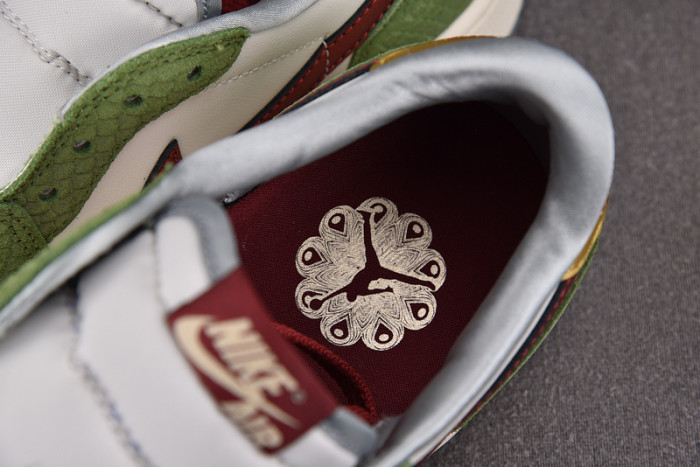 AIR JORDAN 1 RETRO LOW OG YEAR OF THE DRAGON FN3727-100