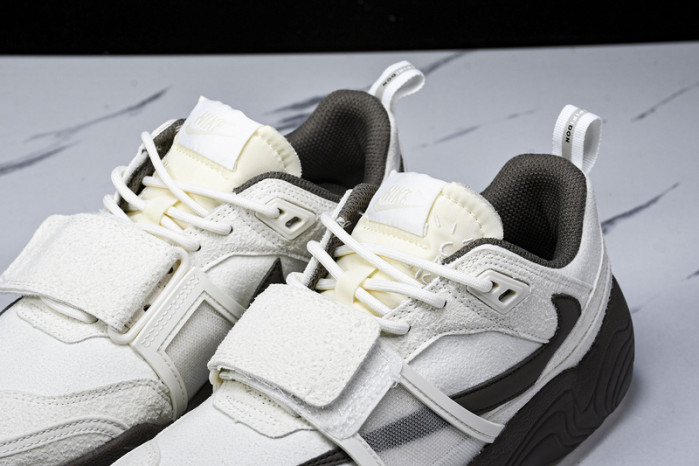 Travis Scott x Nike Shark-A-Don Sail HQ3061-100