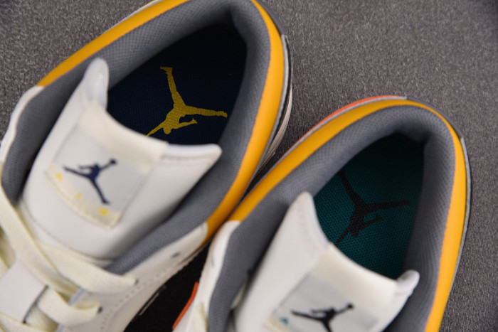 Air Jordan 1 Low Premium "Lace Toggle" HV4511-133