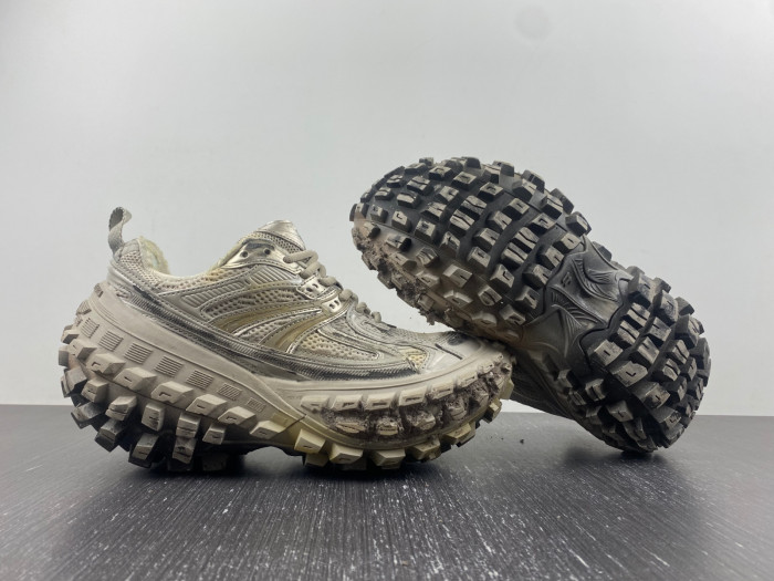 bl deferder chunky-sole sneaker